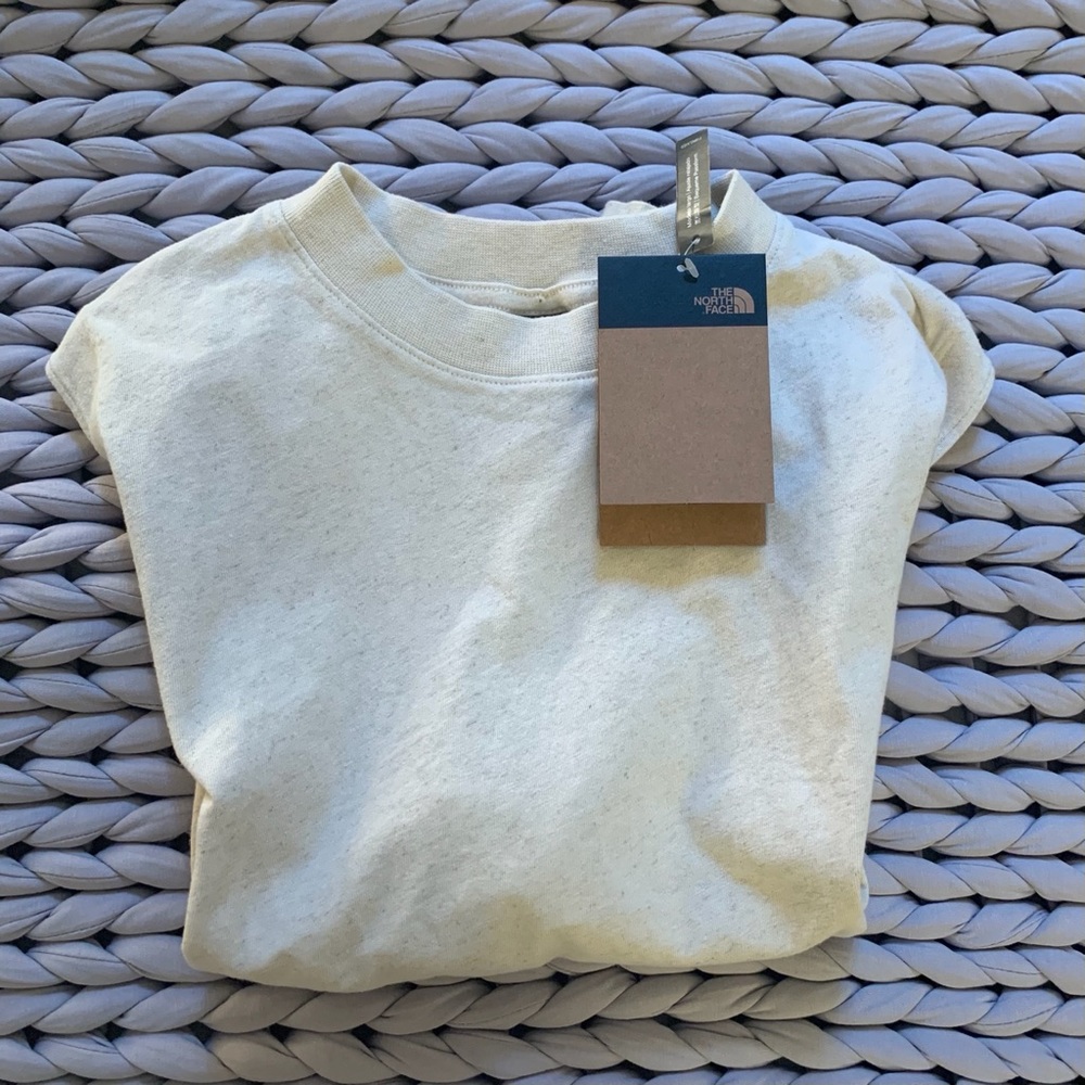 North Face tank 🆕